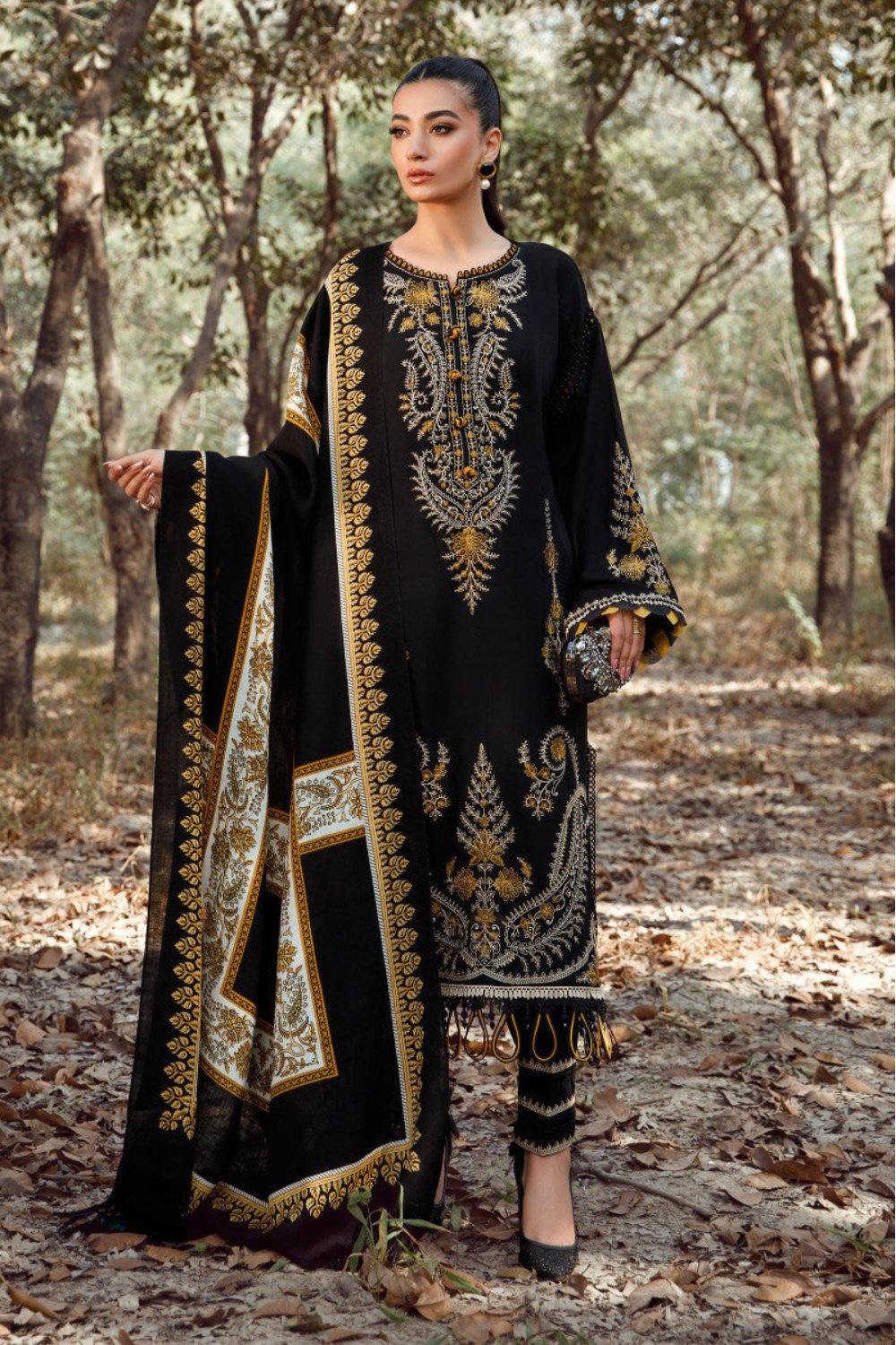 3pc Lawn Heavy Embroidered