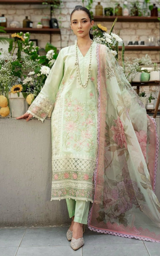 3pc Lawn Heavy Embroidered